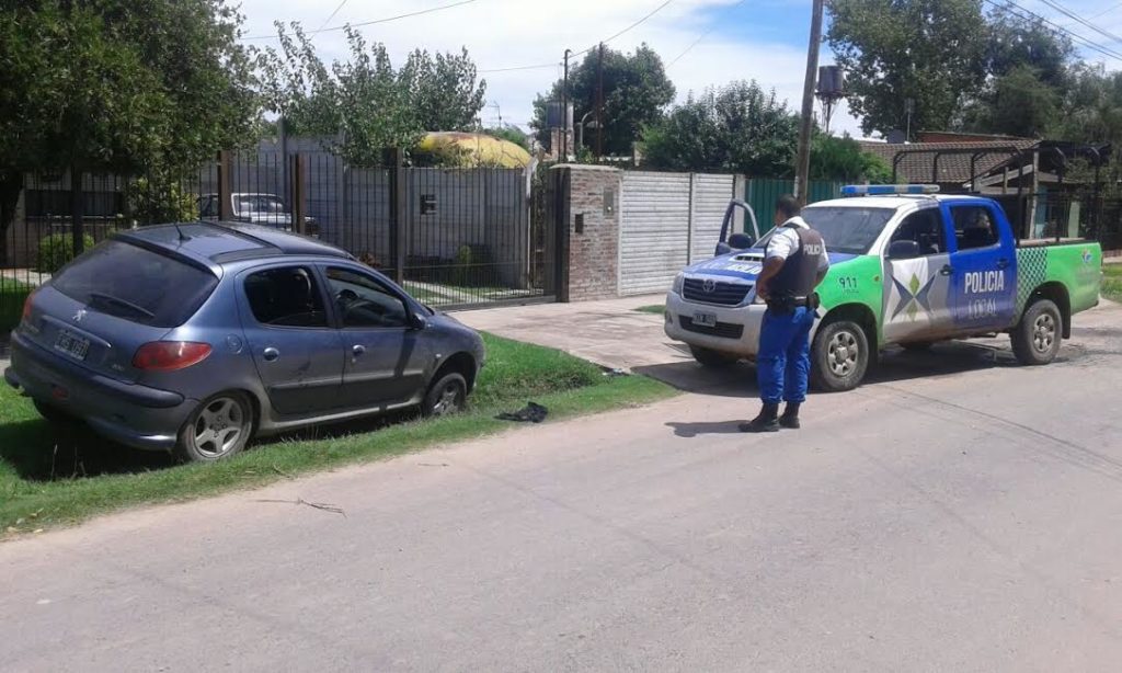 La Policía Local frustró el robo de un vehículo en Garín: 2 detenidos