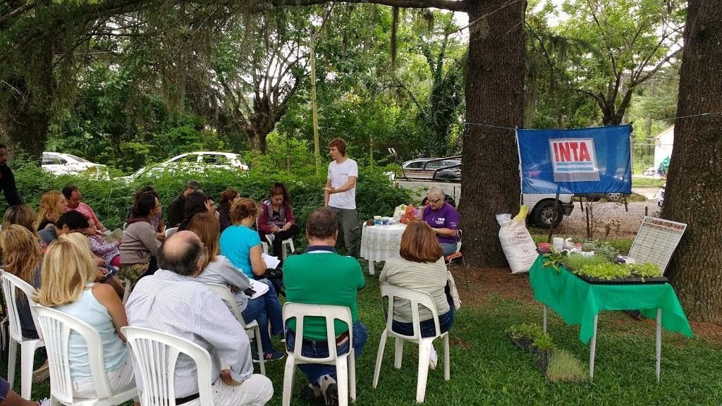 Hambre Cero: más de 150 vecinos participaron de un taller de huerta orgánica familiar