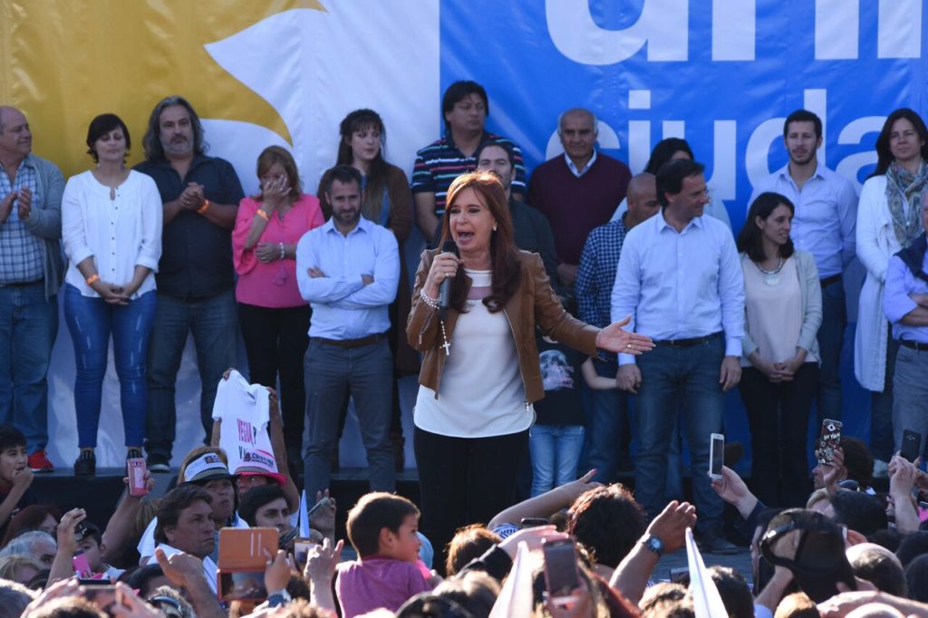 Cristina Kirchner en Savio: “Vamos a pelear juntos hasta que terminen el Hospital del Bicentenario”