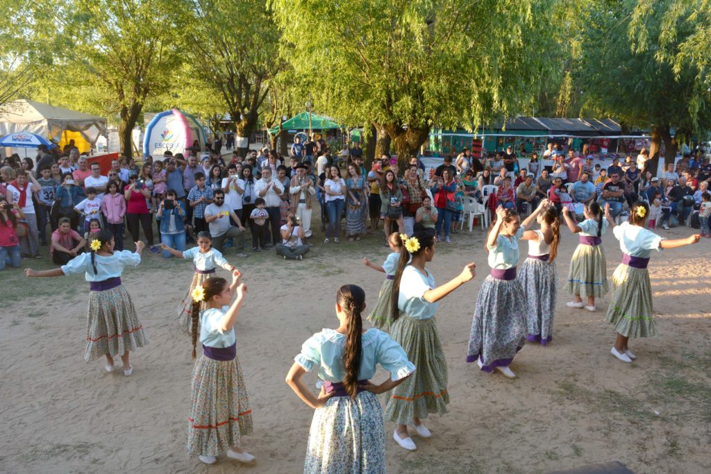 Más de 7000 personas participaron de la Fiesta Nacional la Isla