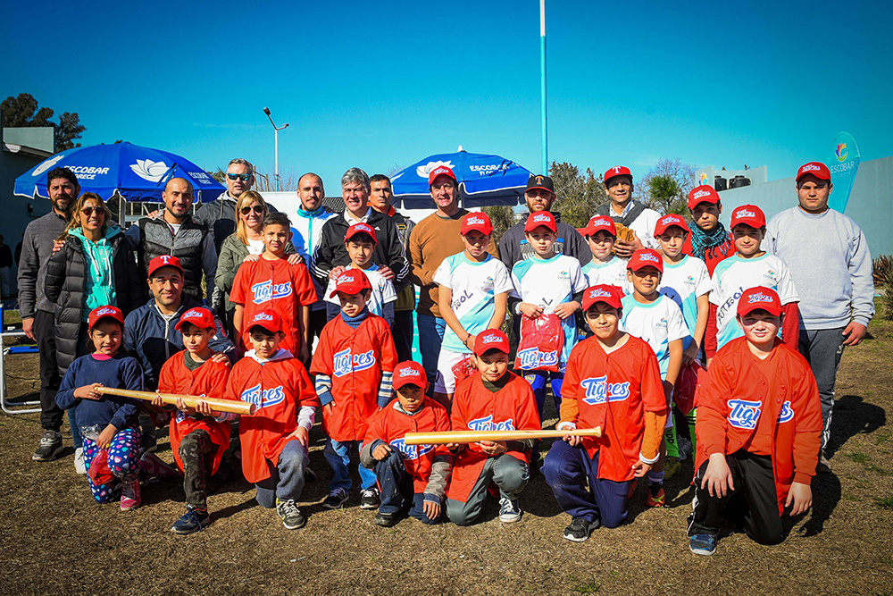 Deportes: Sujarchuk inauguró la escuela municipal de béisbol