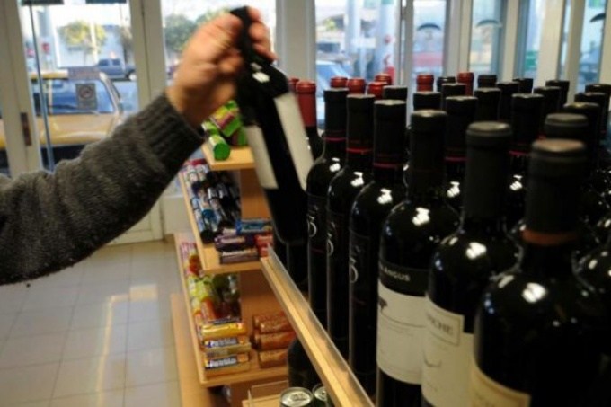 La Provincia extendió el horario de venta de alcohol hasta las 23