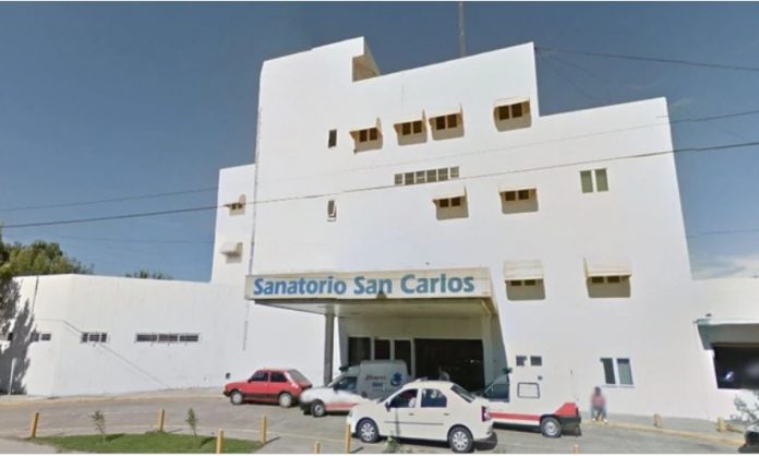 URGENTE: murieron por coronavirus dos personas que habían estado internadas en la clínica San Carlos