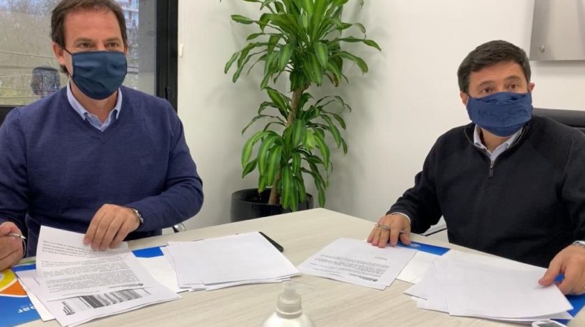 Sujarchuk y el ministro de Desarrollo Social firmaron un convenio para promover productores locales