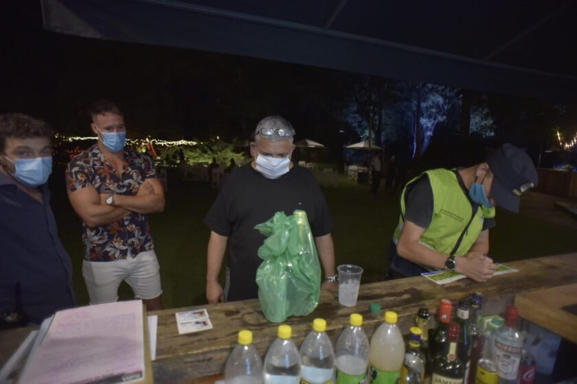 Clausuran una fiesta clandestina con 400 personas: la entrada costaba 6.000 pesos