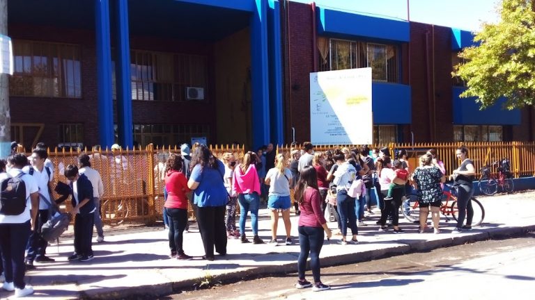 Convocan a una marcha por los casos de abuso en el colegio de Garín