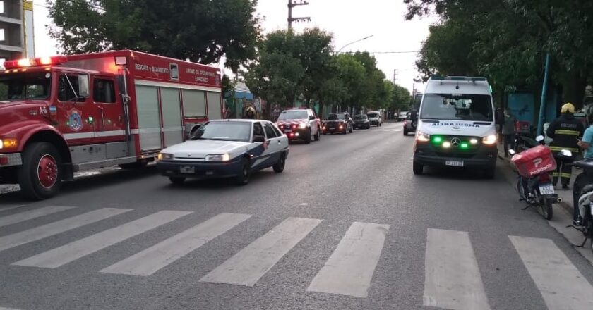 Violento choque de dos motos en Avenida San Martín