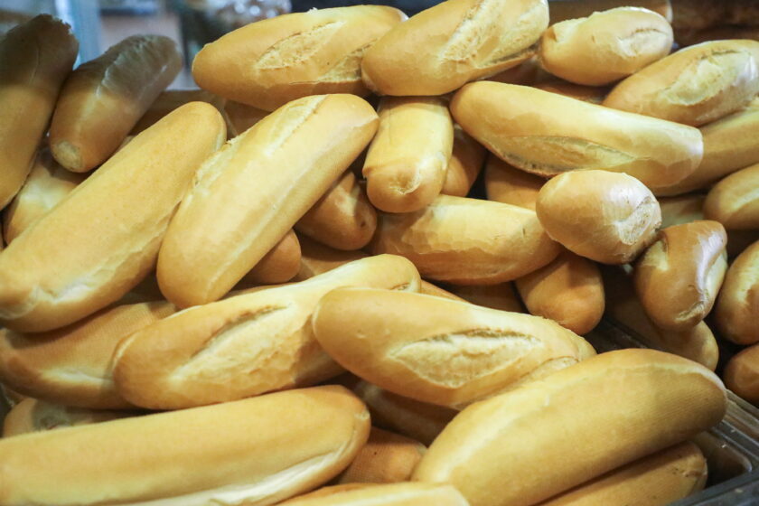 Inflación: el pan aumentará un 15% tras la suba de la harina